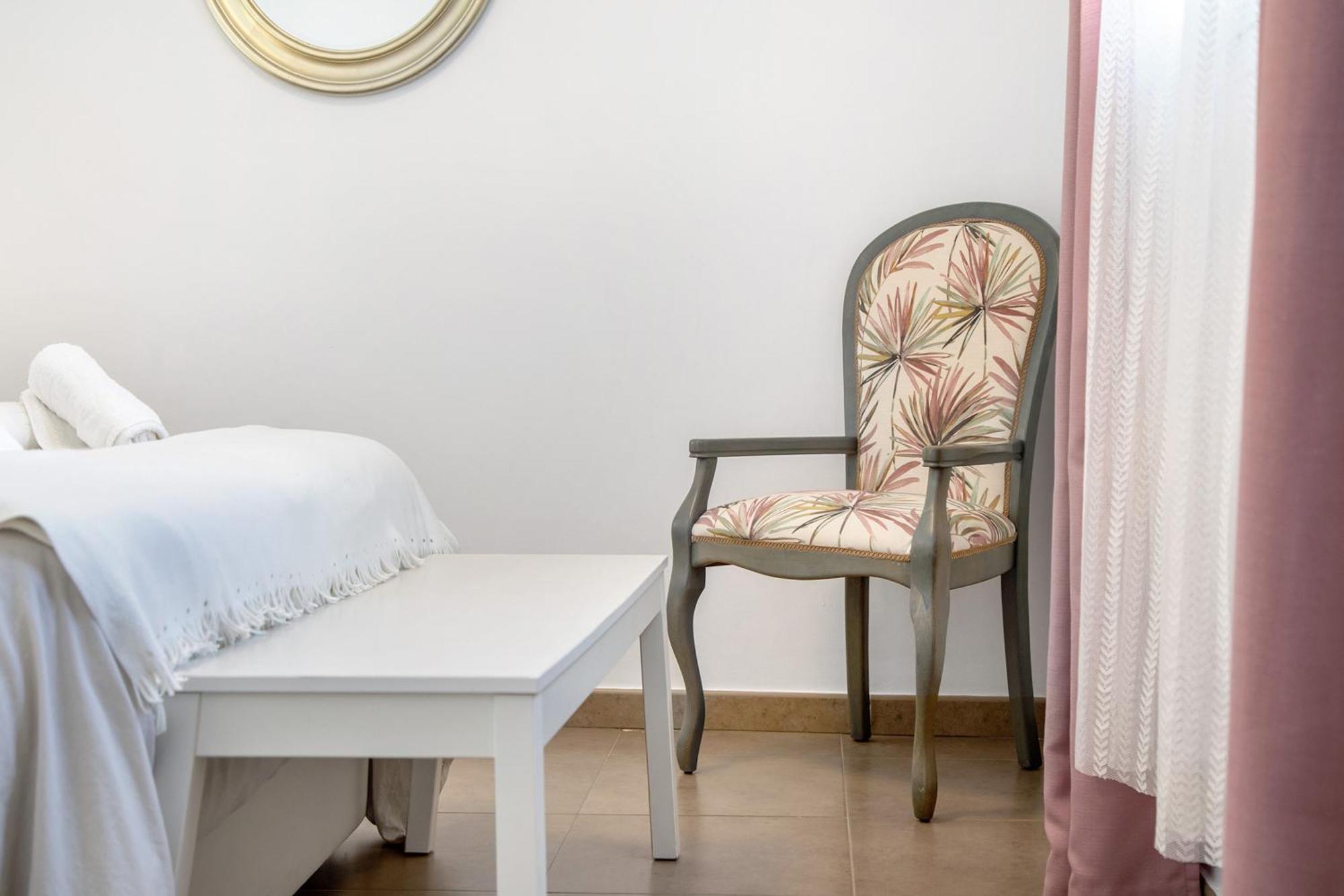Apartment Piso Arquillo Del Reloj