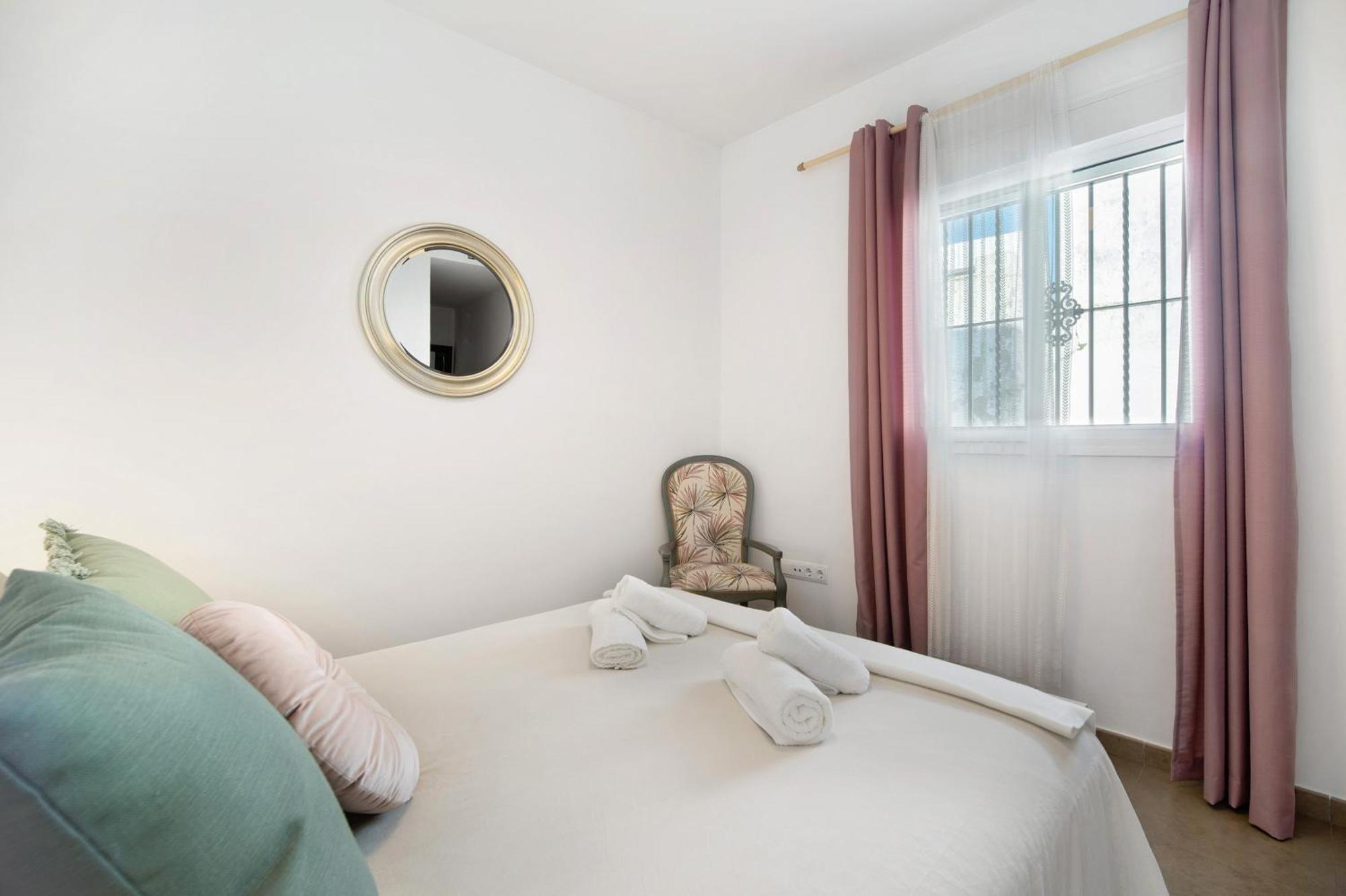 Apartment Piso Arquillo Del Reloj *